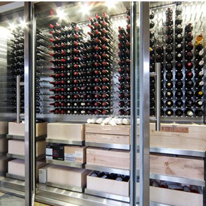 定制不銹鋼恒溫酒柜，酒柜中的勞斯萊斯